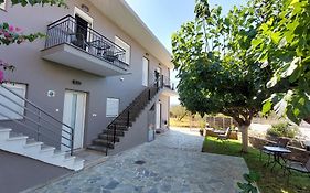 Stelios Studios Sougia